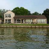 Texas waterfront homes for sale / rent
